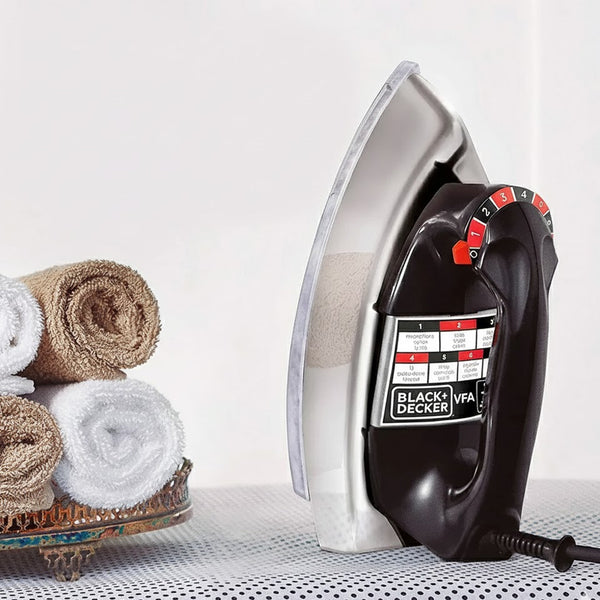 Ferro De Passar Black & Decker a Seco Cromado