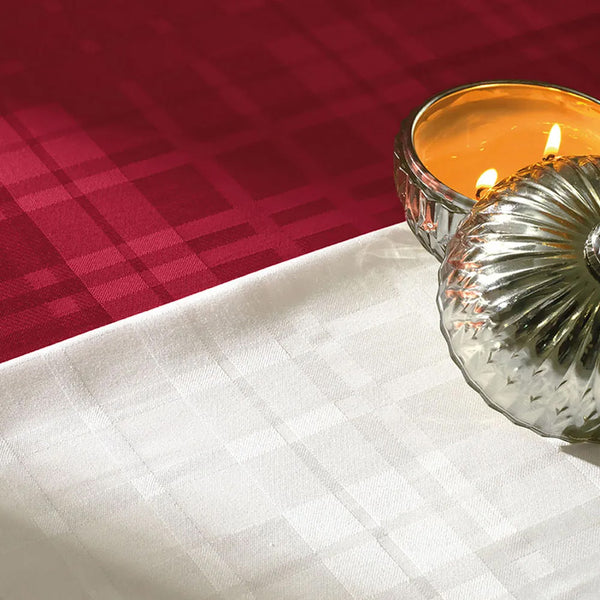 Toalha de Mesa Retangular 8 Lugares Tartan Vermelho 1,80m x 2,70m