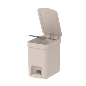 Lixeira com pedal Ou 6L Linha Trium